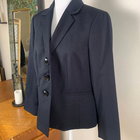 Le Suit Petite Size 12 2-Piece Suit w/ Blazer Jacket Black Pinstripe Minimalist - Picture 2 of 13